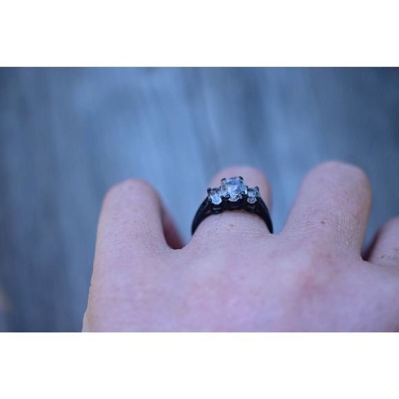 Raw Crystal Ring, Raw Stone Ring, Rings for Women, Stacking Ring, Raw Ge… - Picture 4 of 9